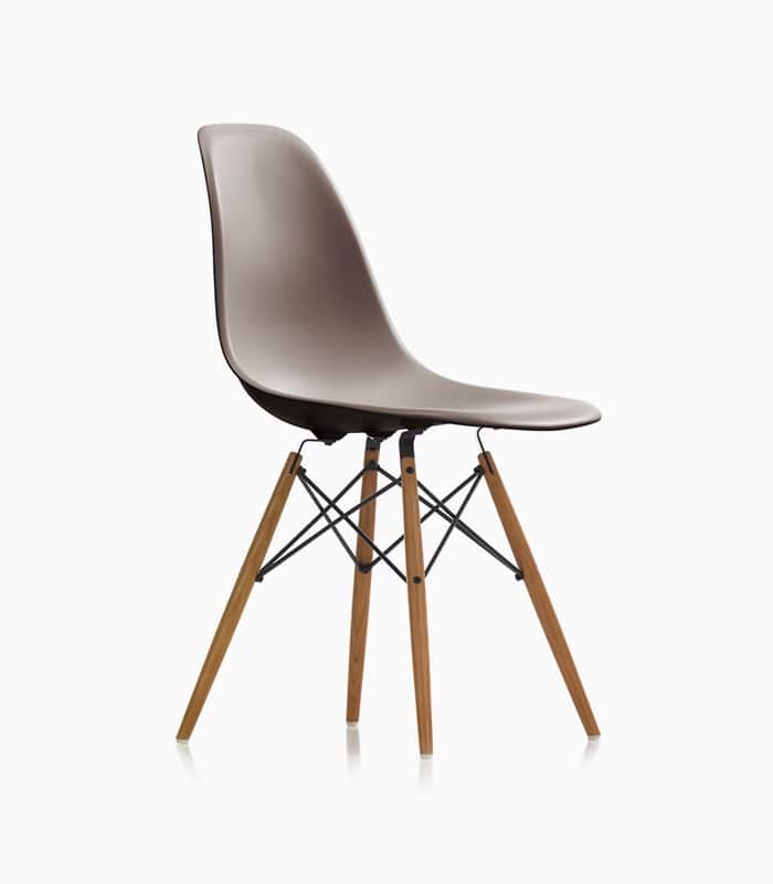 Eames plastic side chair - Image 1
